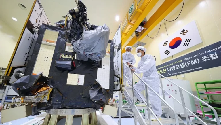 South Korea’s Danuri space probe entered lunar orbit