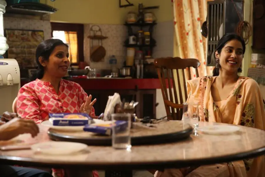 The Kargil Girl Gunjan Saxena meets Janhvi Kapoor