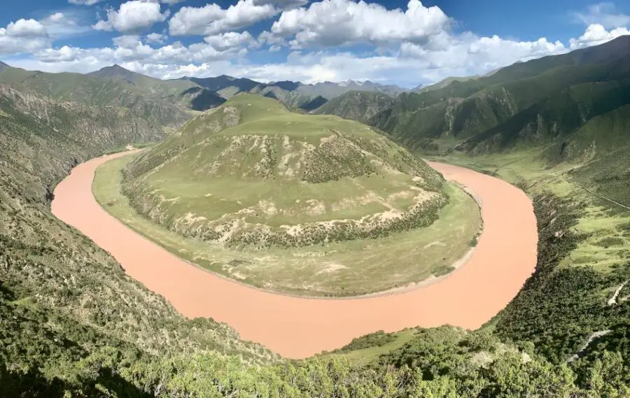 Sanjiangyuan National Park in Tibet