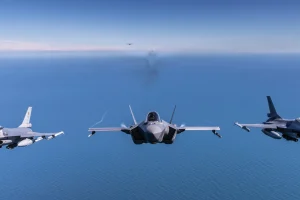 Norwegian F-35 flanked by F-16