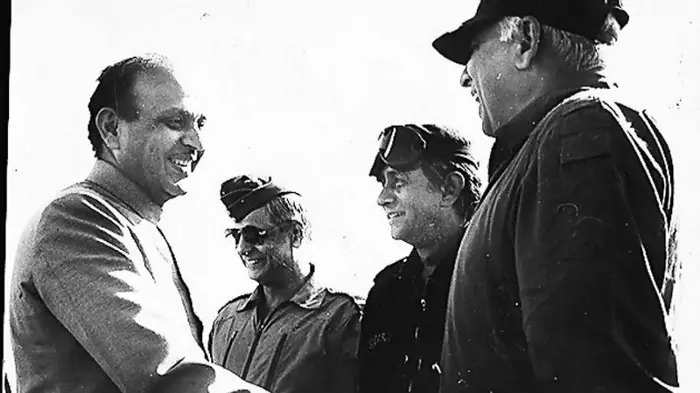 General Sundarji, middle, in his newly designed Armoured Corps dungaree