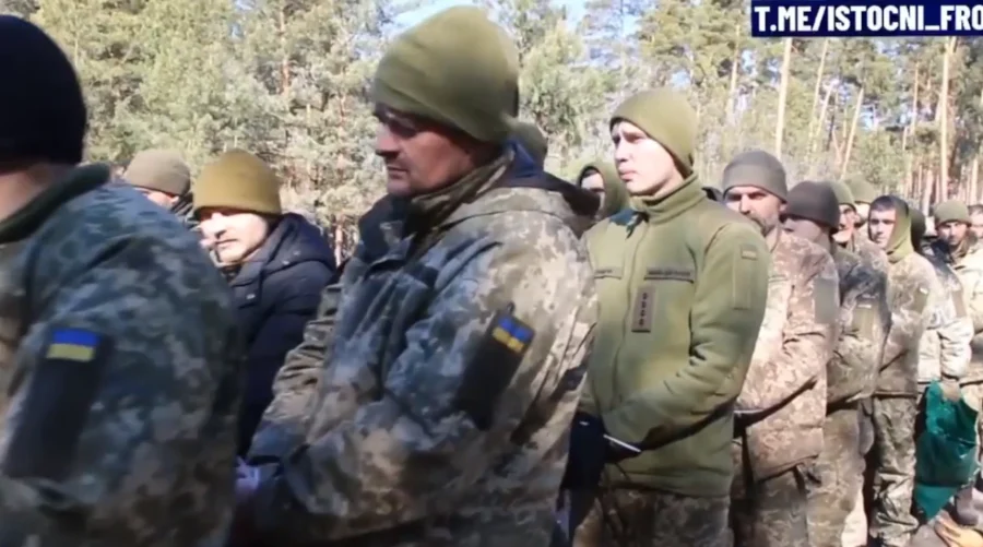 Azov Regiment personnel surrendring to the Russian troops