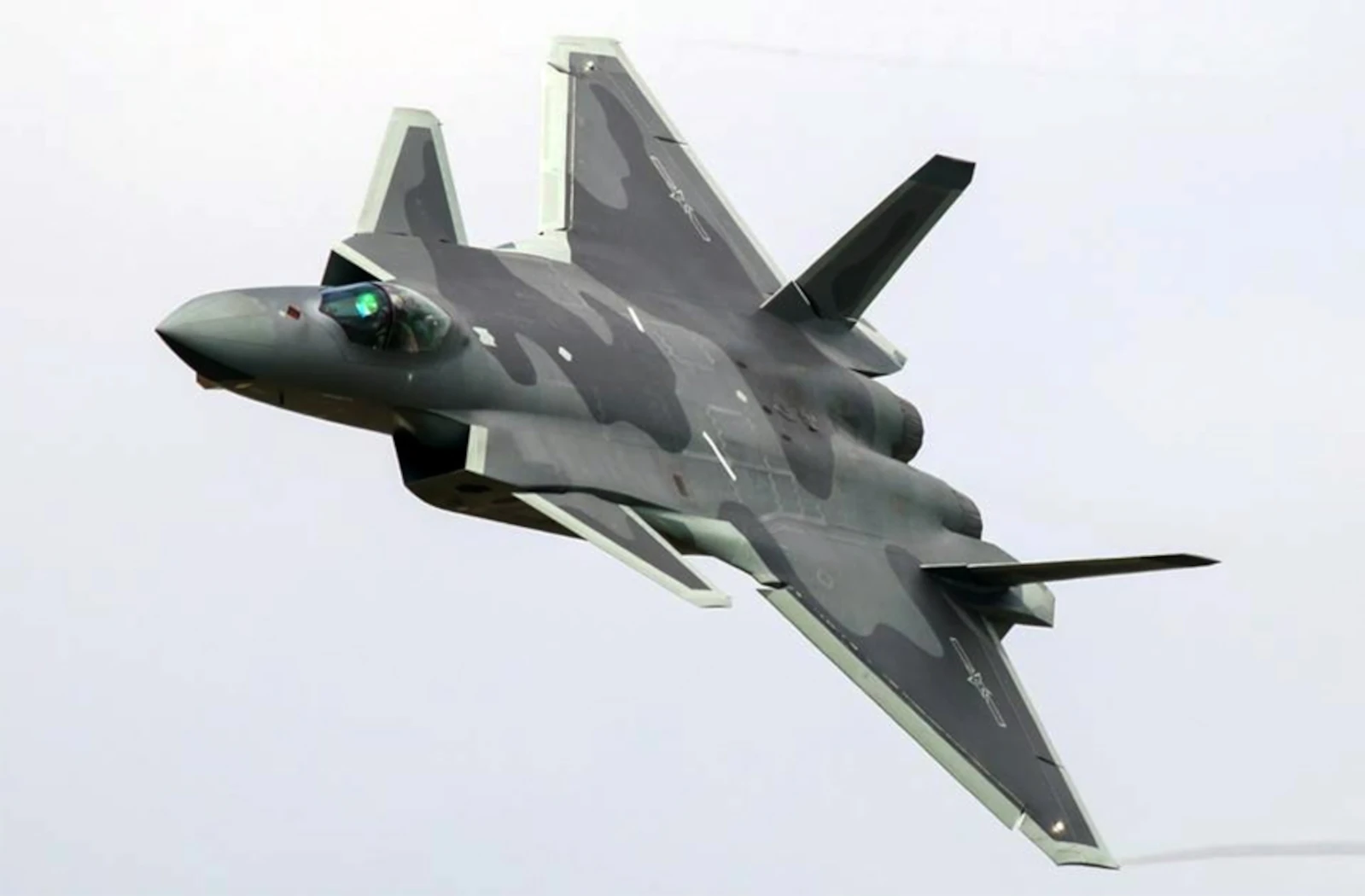 Chinese J-20 stealth Aircraft