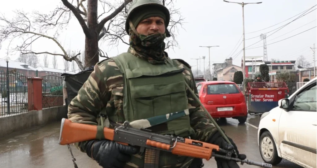 An Indian soldier with an INSAS rifle