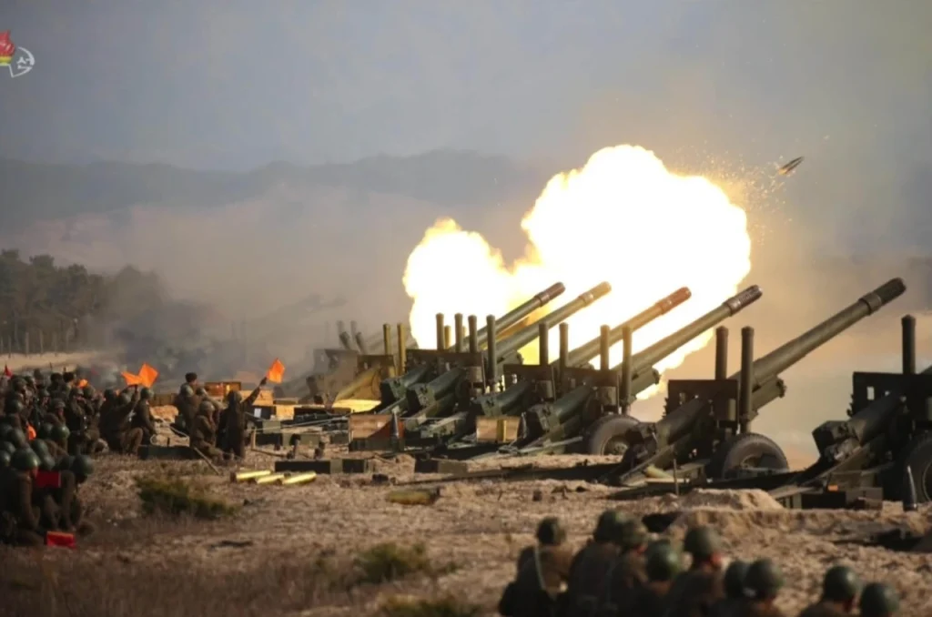 North Korean Artillery uses 152mm howitzers shells