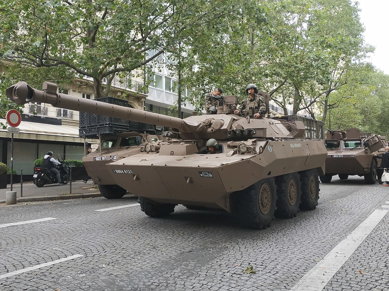 AMX-10 RC Tank