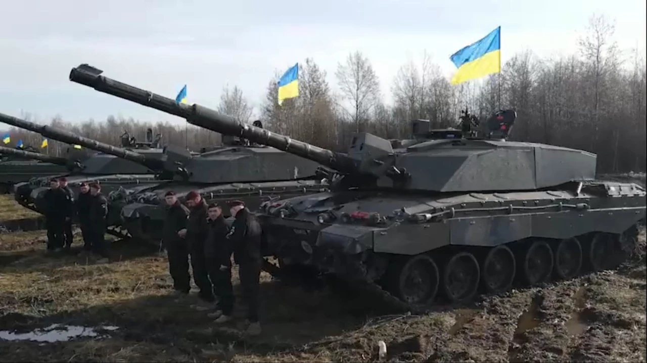Ukraine receives Challenger 2 tanks
