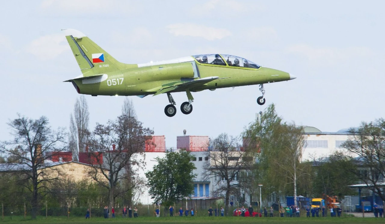 První český cvičný letoun Aero L-39NG