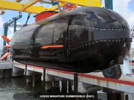 Dry Combat Submersible