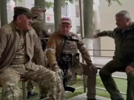 Prigozhin at the Southern Military District HQ in Rostov-on-Don