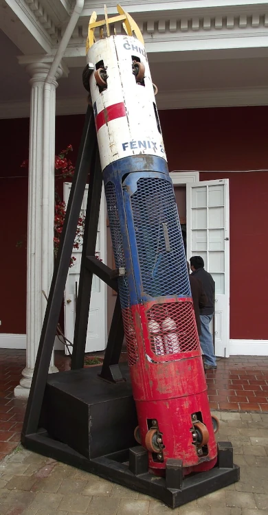 Display of the Fénix 2 rescue capsule at the Atacama Regional Museum in Copiapó, Chile. In October 2010, this capsule was used to evacuate 33 miners from the San José mine.