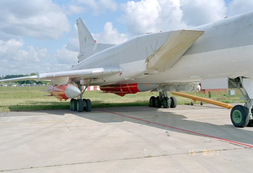 Tu-22M3 with KH-22 cruise missile