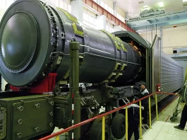 Loading of the 3M-30 "Bulava" missile at the assembly and equipment base of the Votkinsk Machine-Building Plant, publication April 2016