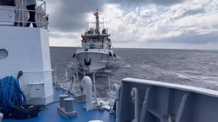 Chinese Coast Guard Vessel Tries to Ram Philippines Supply Vessel