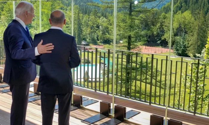 US President Joe Biden with German Chancellor Olaf Scholz