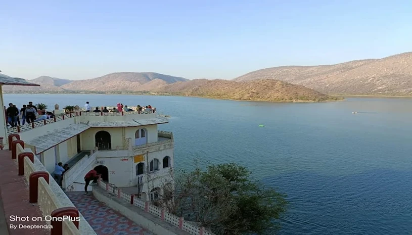 Siliserh lake Palace