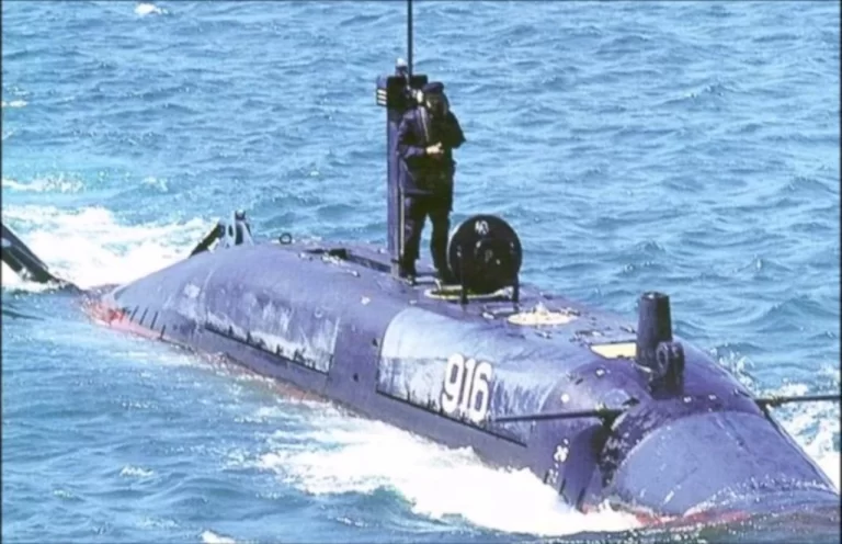 Russian Losharik ultra-small nuclear submarine