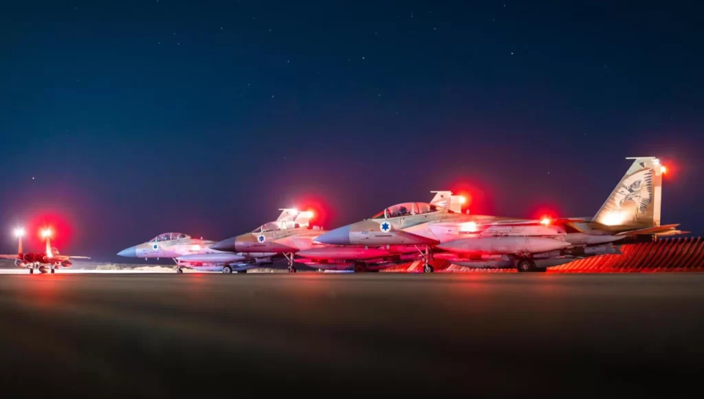 Israeli F-15's in the state of readiness