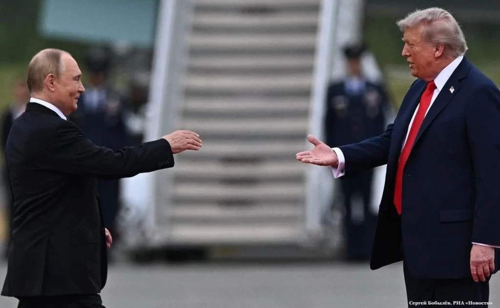 Presidents - Trumps Receives Putin