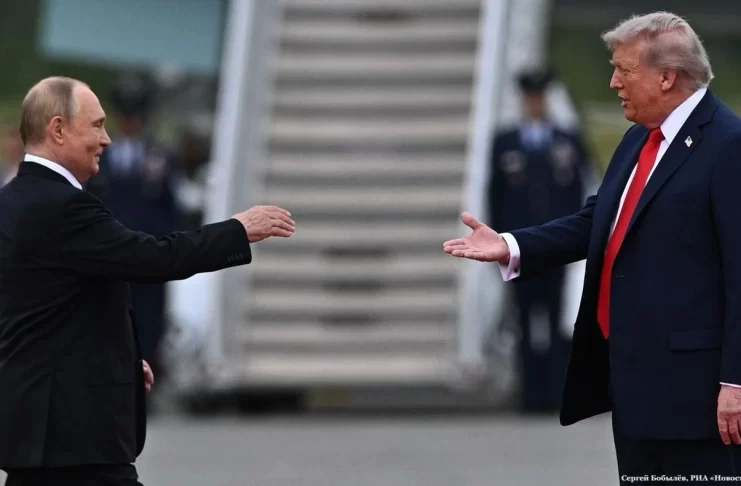 Presidents - Trumps Receives Putin