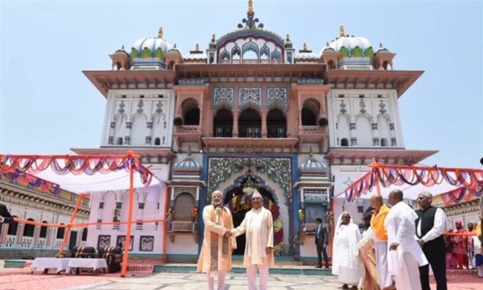 Prime Minister, Shri Narendra Modi with the Prime Minister of Nepal, Shri K.P. Sharma Oli, at Janaki Mandir, in Janakpur, Nepal on May 11, 2018 Prime Minister, Shri Narendra Modi with the Prime Minister of Nepal, Shri K.P. Sharma Oli, at Janaki Mandir, in Janakpur, Nepal on May 11, 2018