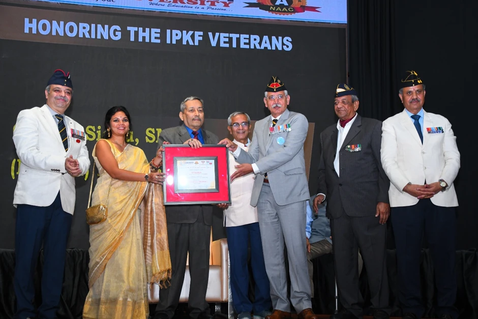 (Left to right) Col Rajesh Tyagi, SM, Retd, Dr Shalya Raj, CEO, SVSU, Lt Gen Hardy Lidder, PVSM, UYSM, YSM, VSM Retd, Dr Atul Krishna, Founder, SVSU, Col RS Sidhu, SM, Retd, 15 Mech Inf, Lt Col (Dr) NK Ahuja, Ex VC SVSU,  and Maj Gen DK (Dr) Thapliyal (Dental Corps), Ex VC SVSU