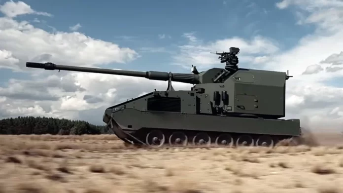 RCH 155 TRACKED self-propelled gun RCH 155 TRACKED self-propelled gun