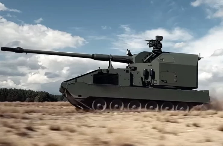 RCH 155 TRACKED self-propelled gun
