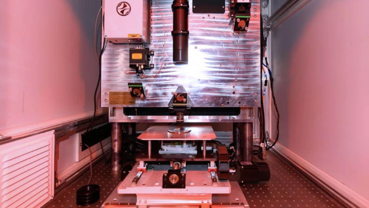 Russia Builds Its Own 3D Micro-Lithograph Beyond Optical Limits