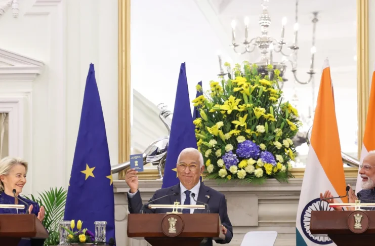 PM, the President of the European Council, Mr. António Luís Santos da Costa and the President of the European Commission, Ms. Ursula von der Leyen witness the Exchange of MoUs between India and EU