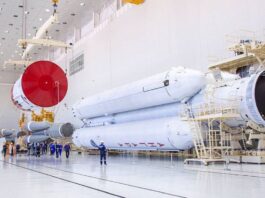 Angara-A5 in Assembly