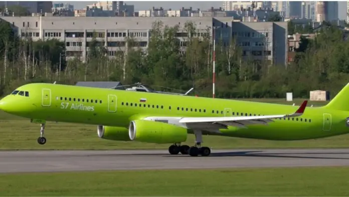 Tu-214 Aircraft in S7 Livery - Illustration