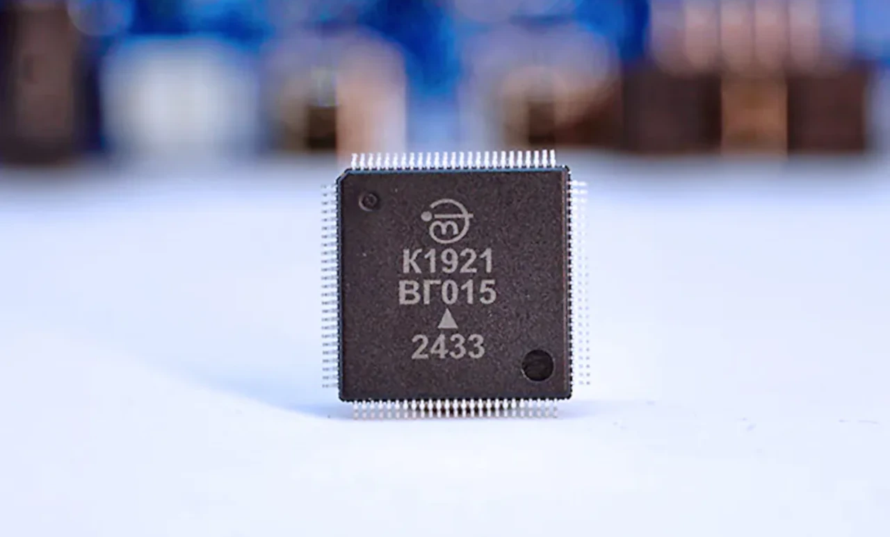 Russian K1921VG015 microcontroller
