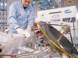 Antenna of the spacecraft Orel
