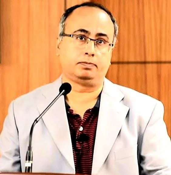 Dr Shantanu Bhowmik
