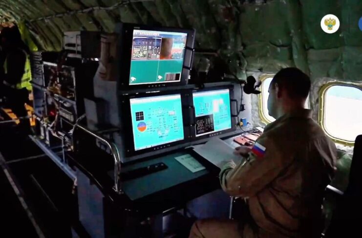 Rosavistia Personnel Certifying Aircraft