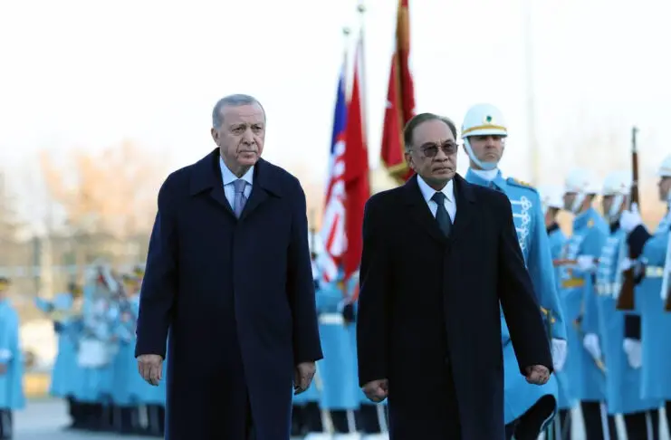Turkish President Recep Tayyip Erdoğan with Malaysian Prime Minister Anwar Ibrahim