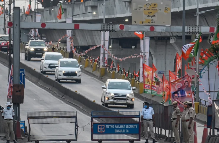 Citizen post PM Modi's Convoy Video in Gujarat after He Announced Austerity Measures