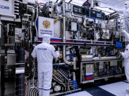 Russian Semiconductor Machine - Illustration