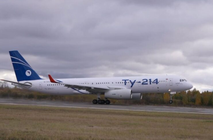 Red Wings Tu-214
